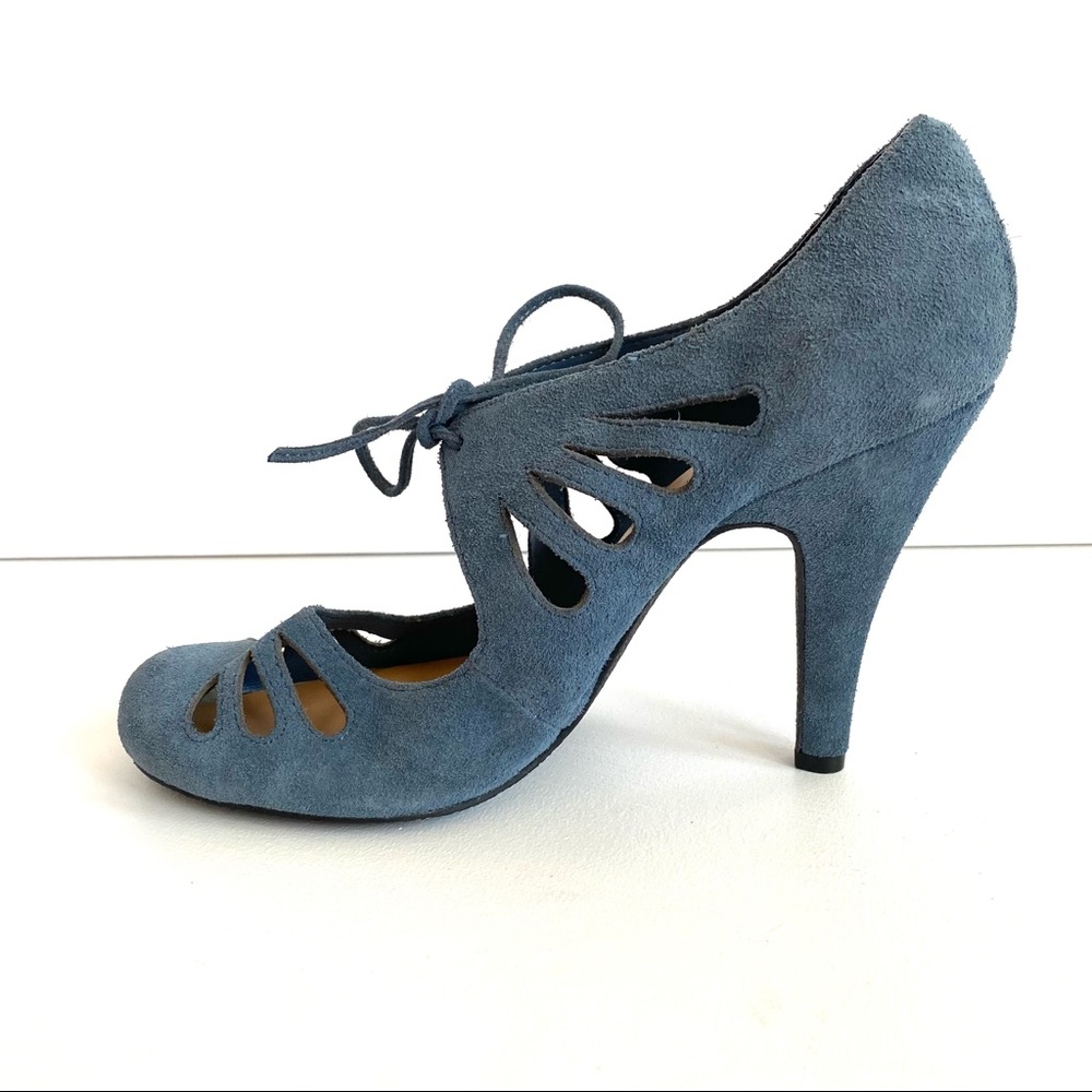 NEW Croma Vintage blue leather pumps heels size 9
